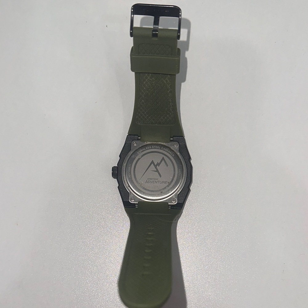 Armitron Adventure Men's Black and Olive Watch - Picture 3 of 3